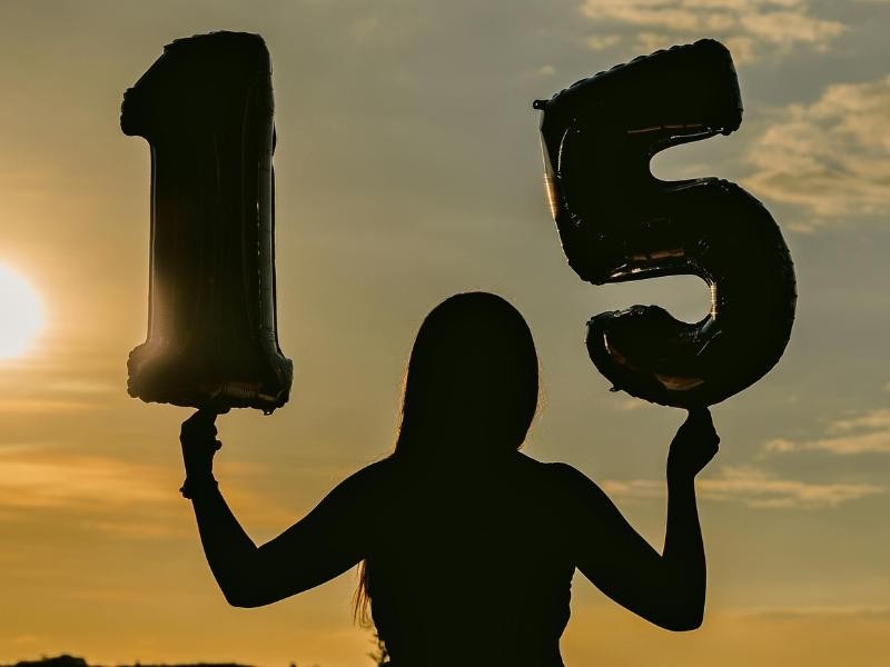 Como Planejar uma Festa de 15 Anos ao Ar Livre Com Sofisticação