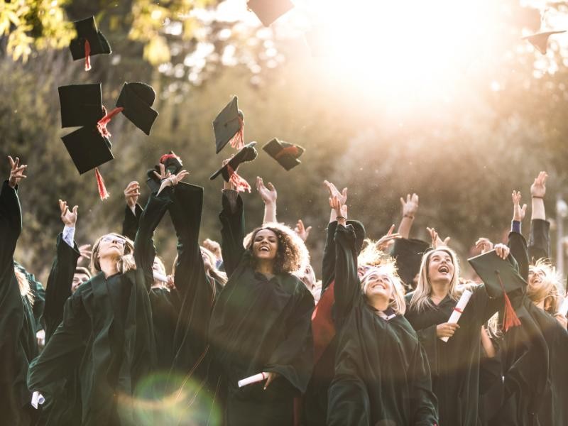 Como Organizar uma Festa de Formatura Completa Sem Complicações