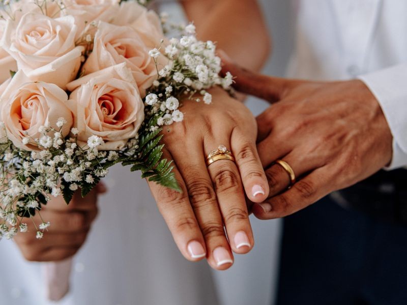 Como Criar Uma Comemoração de Bodas Emocionante e Personalizada
